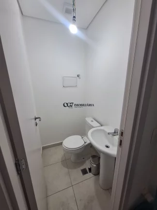 Sala Comercial para Alugar, 30 m² em Alphasítio - Santana De Parnaíba
