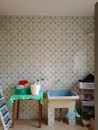 Imagem CASA TERREA À VENDA COM 2 DORMITÓRIOS E 3 VAGAS NA VILA DAS MERCES !!