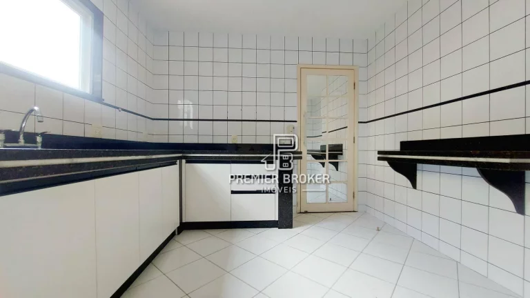Imagem Casa à venda, 194 m² por R$ 850.000,00 - Albuquerque - Teresópolis/RJ