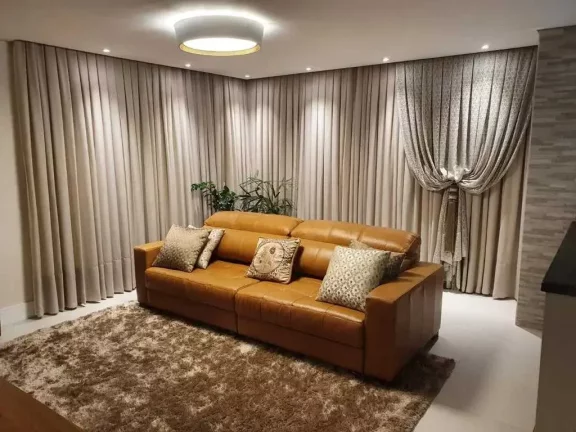 Imagem Apartamento mobiliado com 3 suítes e 2 vagas no Centro de Balneario Camboriu- SC