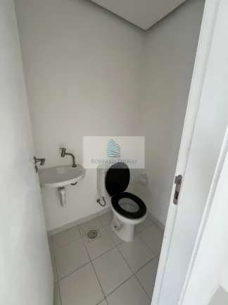 Imagem Imperdível cobertura à venda em Curicica, Rio de Janeiro - 2 quartos, 1 sala, 1 banheiro, 2 vagas de garagem, 130m² de área.