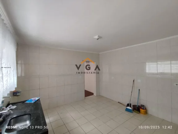 Imagem Sobrado para Venda em São Paulo, Vila Jacuí, 3 dormitórios, 2 suítes, 3 banheiros, 2 vagas