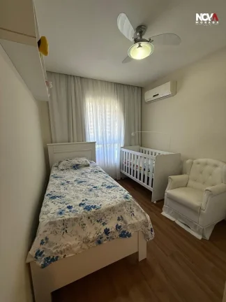 Imagem Viva com exclusividade na região mais charmosa da Praia da Costa. Este apartamento de 119 m² une s...