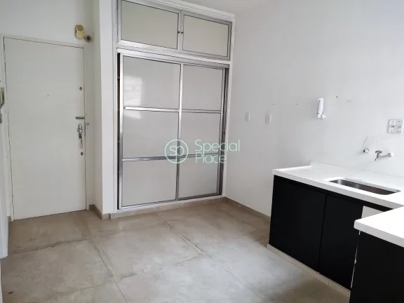 Imagem Lindo Apartamento com 120m² em Pinheiros Living amplo para dois ambientes com janelas piso ao teto,...