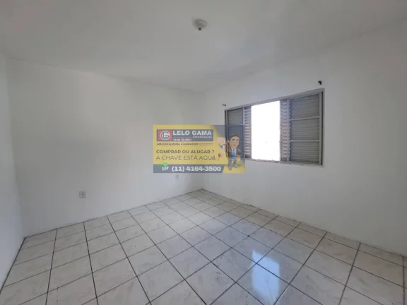 Casa com 2 Quartos para Alugar, 50 m² em Jardim Santo Estêvão - Carapicuíba