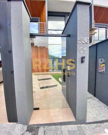 Imagem Sobrado Geminado de alto padrão, no bairro Saguaçú, pronto para morar com 160,52m² privativos. E...