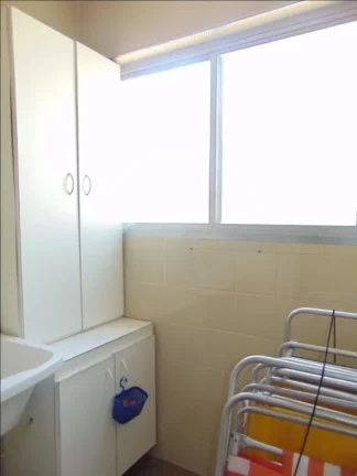 Imagem raia de Pitangueiras, 150 metros da Praia, Local Nobre, Garagem no Prédio, Churrasqueira.