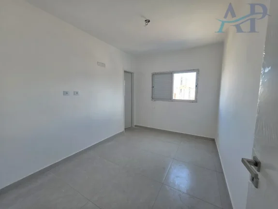 Imagem Apartamento na Aviação em Praia Grande com 3 Dormitórios.