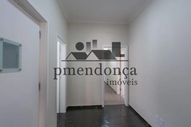 Imagem Apartamento em prédio de Alto Padrão na Rua Rio de Janeiro, construtora Lindemberg