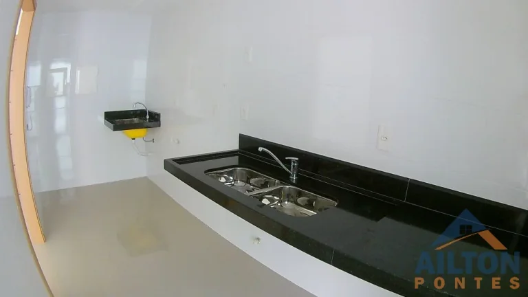 Imagem Apartamento Casa com 2 Quartos na Quadra do Mar na Praia do Morro - Guarapari/ES