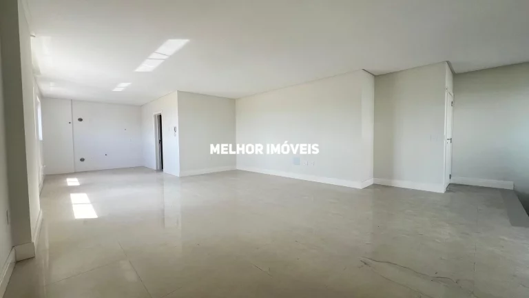 Imagem Apartamento Duplex à Venda com 04 dormitórios - Balneário Camboriú - SC
