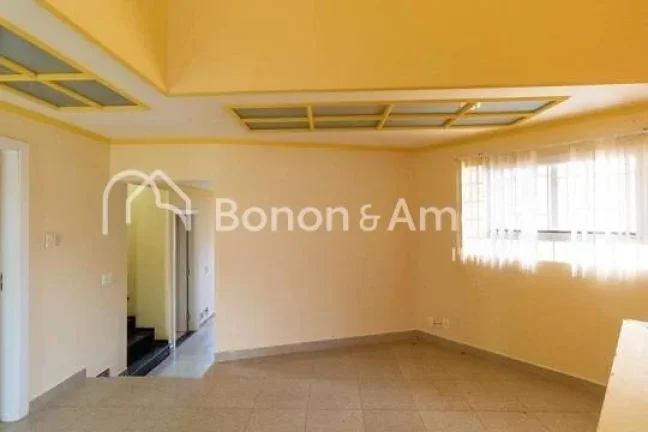 Imagem Ãtimo sobrado com 4 quartos sendo 2 suÃ­tes, suÃ­te master com hidromassagem, sala com lareira e pÃ...