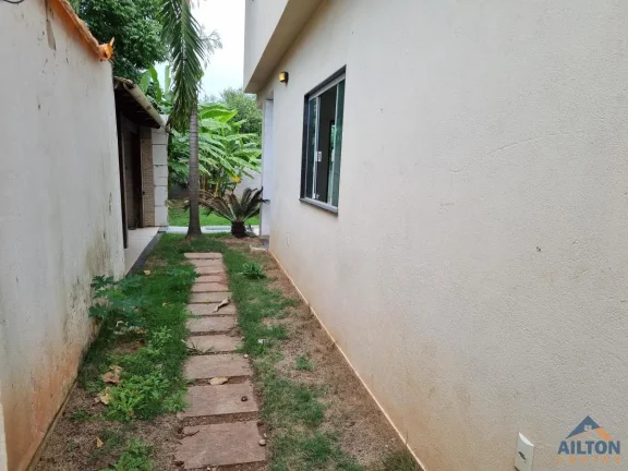 Imagem Casa Duplex com 3 Suítes à Venda na Praia do Morro Guarapari-ES