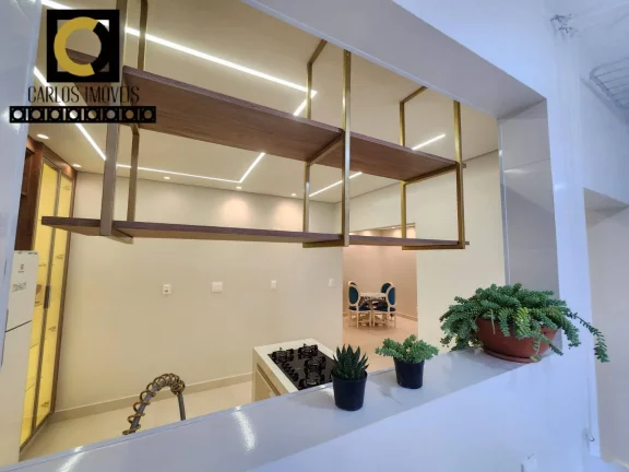 Imagem OPORTUNIDADE! Apartamento todo reformado, com garagem fechada em Santos!!!