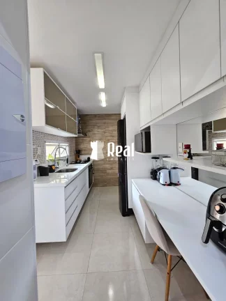 Imagem Finamente Decorado - Porteira Fechada