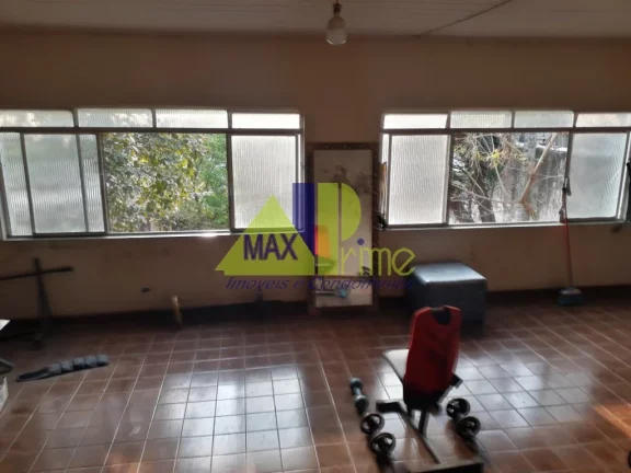 Imagem Casa Comercial para Locação na Penha de França - São Paulo-SP: 6 Salas, 3 Banheiros, 1 Vaga de Garagem!