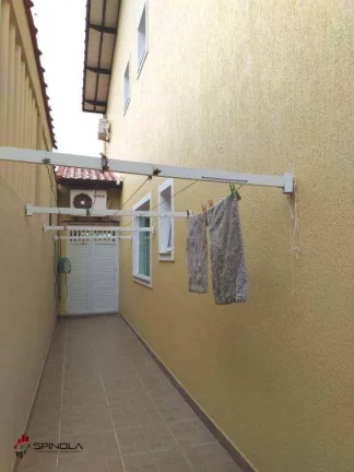 Imagem Casa com 4 dormitórios à venda, 232 m² por R$ 1.300.000,00 - Balneário Flórida - Praia Grande/SP