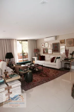 Apartamento Alto Padrão, 1 por andar, à Venda no Campo Belo: 3 suítes e 3 vagas. R$ 2.800.000,00