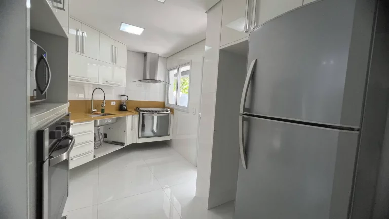 Imagem Casa à venda Riviera de São Lourenço, mod. 20 com excelente área verde.