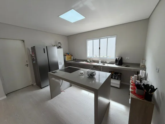 Imagem Casa para Venda em Praia Grande, Maracanã, 3 dormitórios, 1 suíte, 3 banheiros, 4 vagas