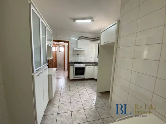 Imagem Apartamento À Venda Com 110M² - Edifício Algarve!! Estuda Permuta Maior!!