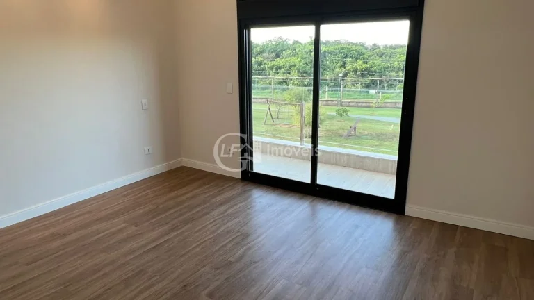 Imagem Casa em Condomínio à Venda em Campo Grande-MS - Residencial Damha III: 3 Quartos, 3 Suítes, 3 Salas, 5 Banheiros, 6 Vagas, 280m².