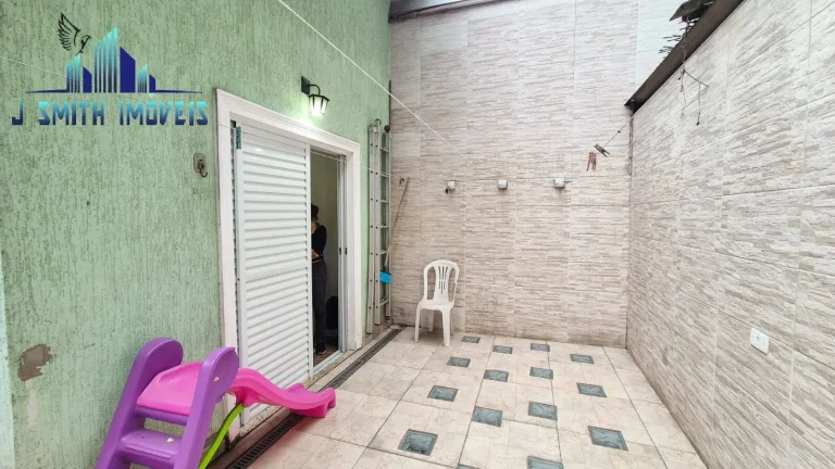 Imagem CASA NO VILA DESTE. 3 DORMS (1 SUÍTE), 3 VAGAS. PRONTA COM ARMÁRIOS.