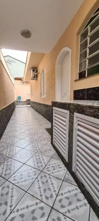 Imagem Sobrado com 3 dormitórios para alugar, 198 m² por R$ 7.000/mês - Jardim - Santo André/SP