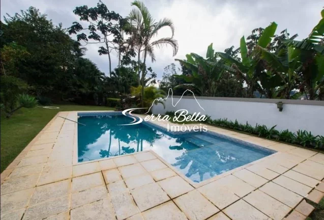 Imagem Casa com 3 dormitórios à venda, 530 m² por R$ 1.790.000,00 - Várzea - Teresópolis/RJ