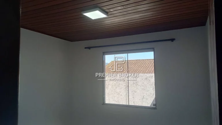 Imagem Casa linear em condomínio com 2 quartos à venda, 70 m² por R$ 370.000 - Araras - Teresópolis/RJ