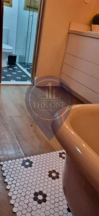 Imagem Imperdível: Casa à venda em São Paulo - SP, na Vila Pompéia, com 2 quartos, 1 suíte, 3 salas, 3 banheiros, 1 vaga de garagem e 120m².