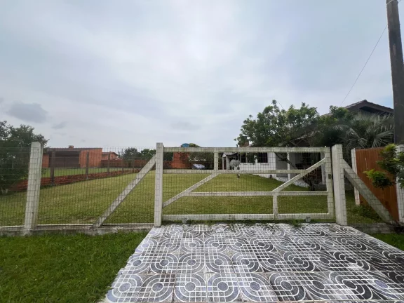 Imagem Casa à venda em Torres, Praia Grande, com 6 quartos, 264m²