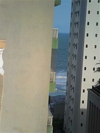 Imagem PITANGUEIRAS - UMA QUADRA DA PRAIA, PRÓXIMO AO SHOPPING.