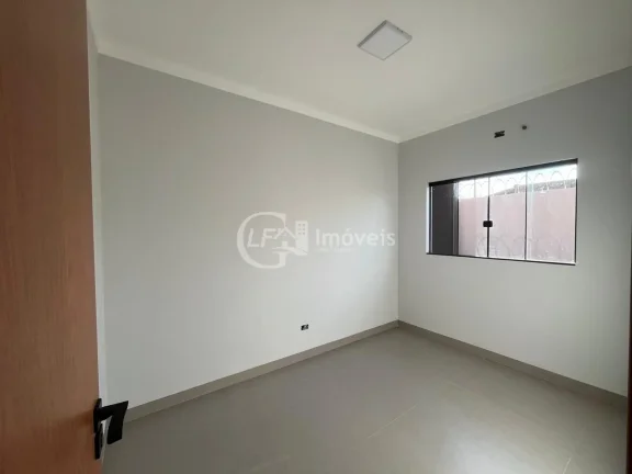 Imagem Excelente oportunidade: Casa à venda em Campo Grande-MS, Coophatrabalho, 3 quartos, 1 suíte, 119m², 2 vagas. Venha conferir!