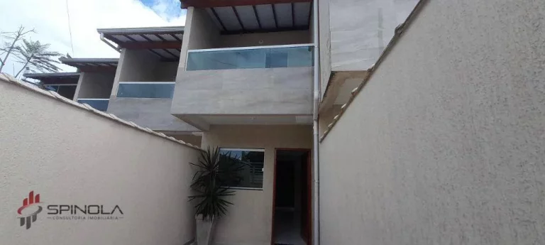 Imagem Sobrado com 2 dormitórios à venda, 78 m² por R$ 450.000,00 - Vila Caiçara - Praia Grande/SP