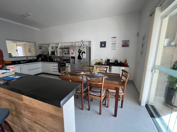 Imagem Casa térrea à venda, dois lotes Edícula Piscina e Varanda gourmet Peruíbe