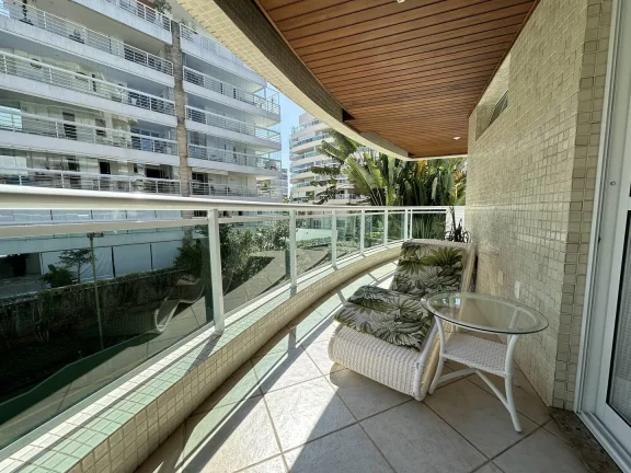 Imagem *Apartamento de Luxo à Venda em Riviera de São Lourenço - Módulo 02*