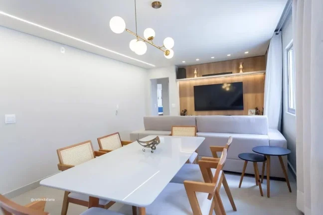Imagem Cobertura mobiliada com 184m² localizada no bairro Ana Lúcia, ideal para quem busca espaço, sofis...