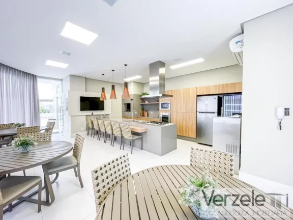 Imagem Apartamento 3 dormitórios para Venda em Balneário Camboriú / SC no bairro Centro