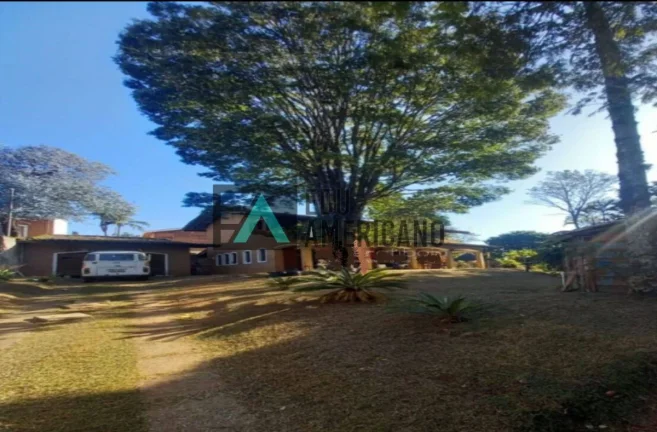 Imagem Casa no Retiro das fontes, Atibaia com vista privilegiada, 4 suítes piscina rua tranquila próximo ao pouso