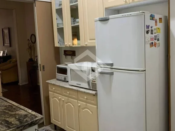 Imagem Apartamento de 3 Quartos para Venda em Copacabana com 90 m²