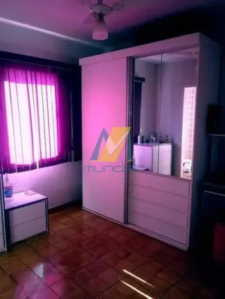 Imagem Sobrado amplo com edícula e 5 vagas de garagem independente