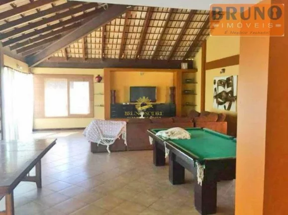 Imagem Maravilhosa Casa com 6 Suites de Casal mais 1 Suite de solteiro sendo 9 banheiros, Ar Condicionado, ...