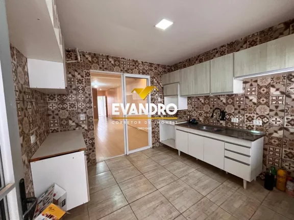 Imagem Casa em Condomínio para Venda em Cuiabá / MT no bairro Jardim Imperial