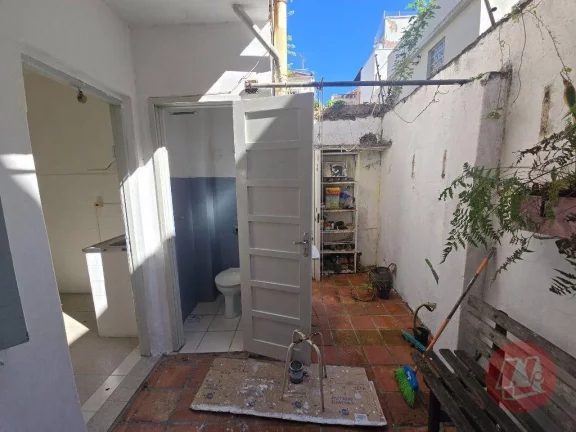 Imagem Apartamento com 2 dormitórios para alugar, 64 m² por R$ 2.585,00/mês - Rio Branco - Porto Alegre/RS