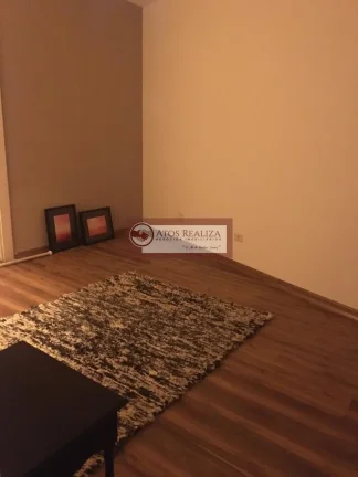Imagem Oportunidade a Venda na Vila Império. Sobrado de 125m, com 3 dormitórios, sendo 1 suíte, sala, cozinha e 2 banheiros, 2 vagas de Garagens, aceita Financiamento bancários, valor de Oportunidade, R$ 580k, estuda uma proposta de permuta.