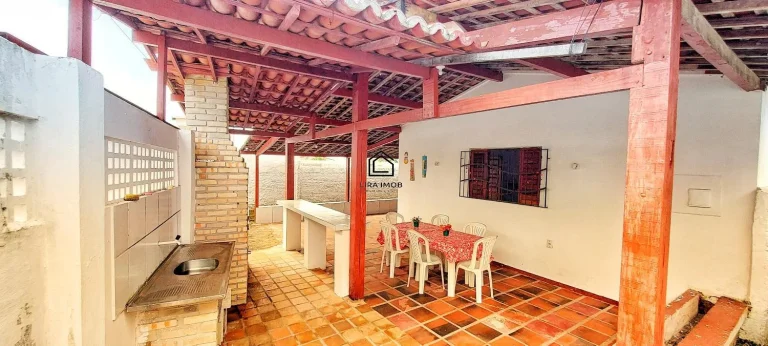 Imagem OPORTUNIDADE Casa de Praia com primeiro andar na Enseada de Búzios
