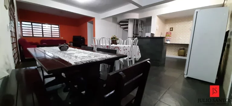 Imagem DUAS CASAS NO PEREQUÊ AÇU PROXIMO PRAIA