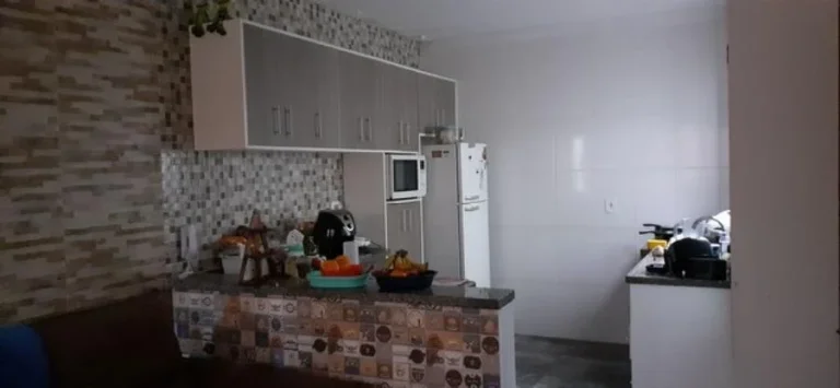 Imagem Sobrado para Venda por R$350.000,00 com 2 dormitórios, 2 suites e 2 vagas - Itaquera, São paulo / SP - Cód. BDI37028