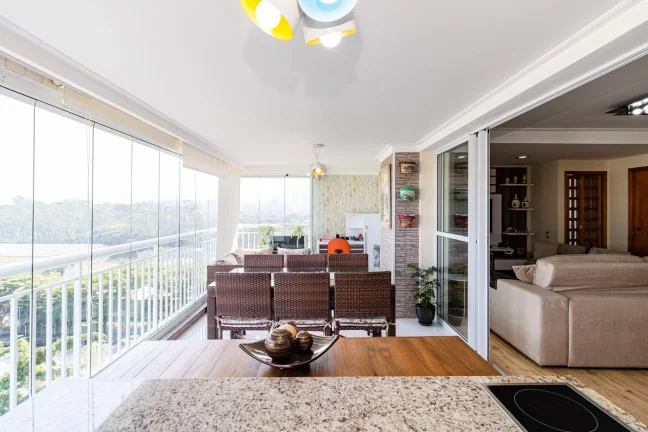 Imagem LINDO APARTAMENTO MOBILIADO 136,00 M ÁREA ÚTIL REFORNADO 3 SUÍTES VARANDA GOURMET ENVIDRAÇADA CINEMA SAUNA 2 VAGAS CONDOMÍNIO VÁRIOS ATRATIVOS